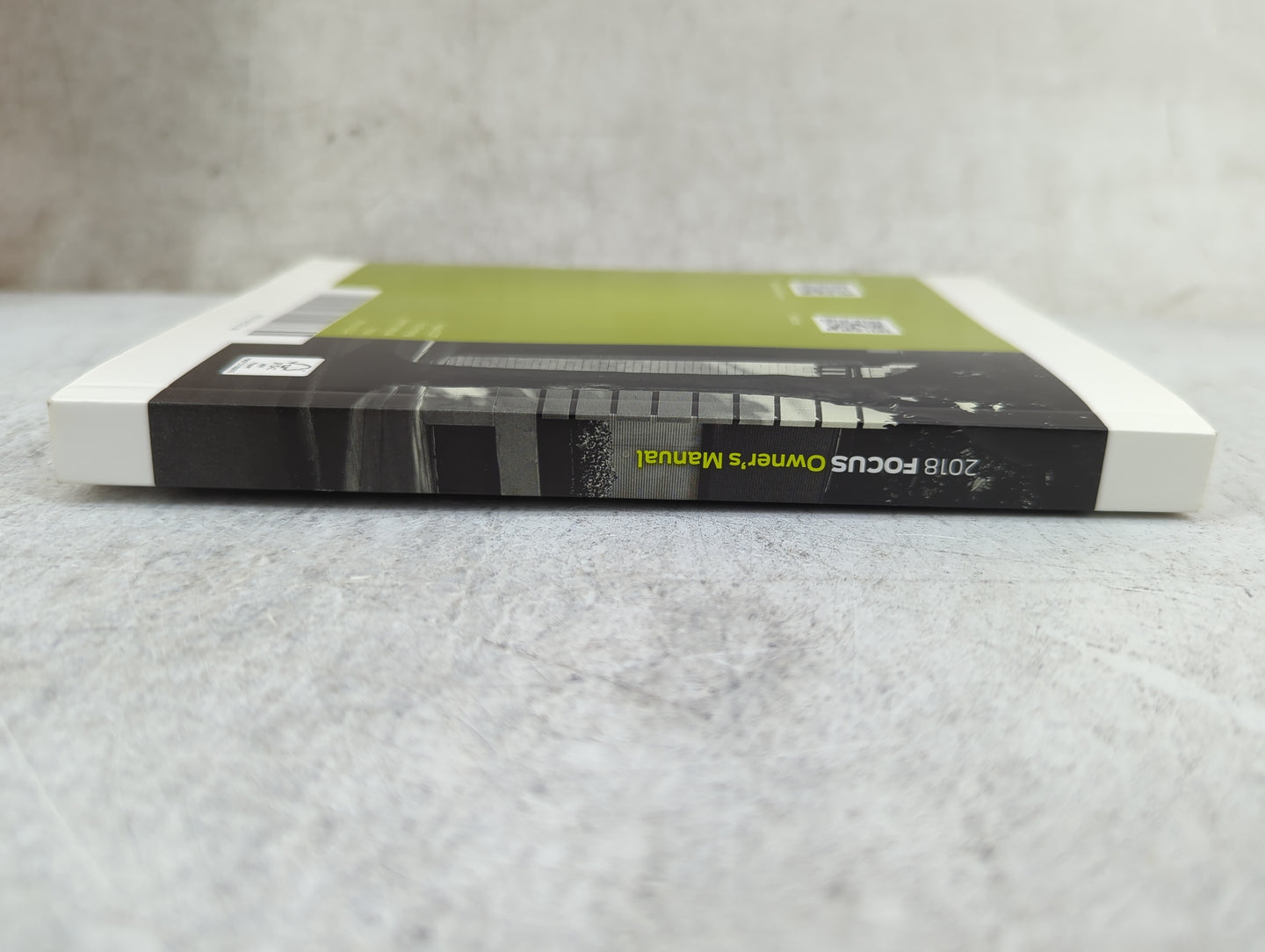 2018 Ford Focus Owners Manual Book Guide P/N:JM5J19A321AA OEM Used Auto Parts - Oemusedautoparts1.com