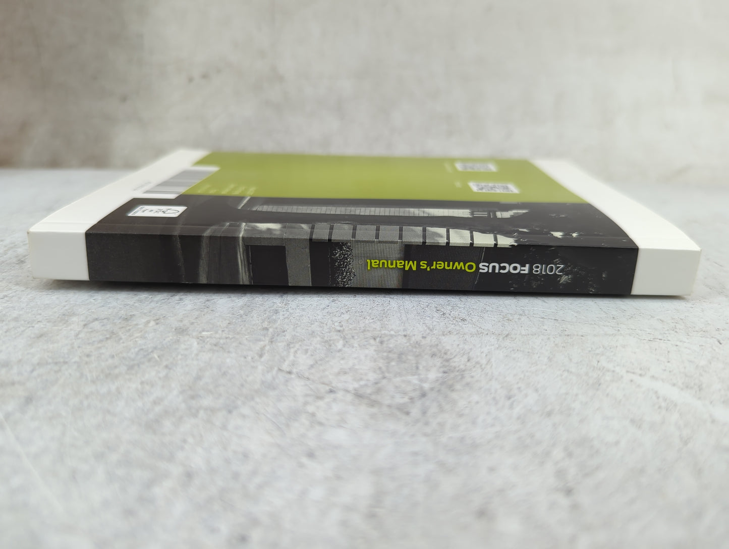 2018 Ford Focus Owners Manual Book Guide P/N:JM5J19A321AA OEM Used Auto Parts - Oemusedautoparts1.com