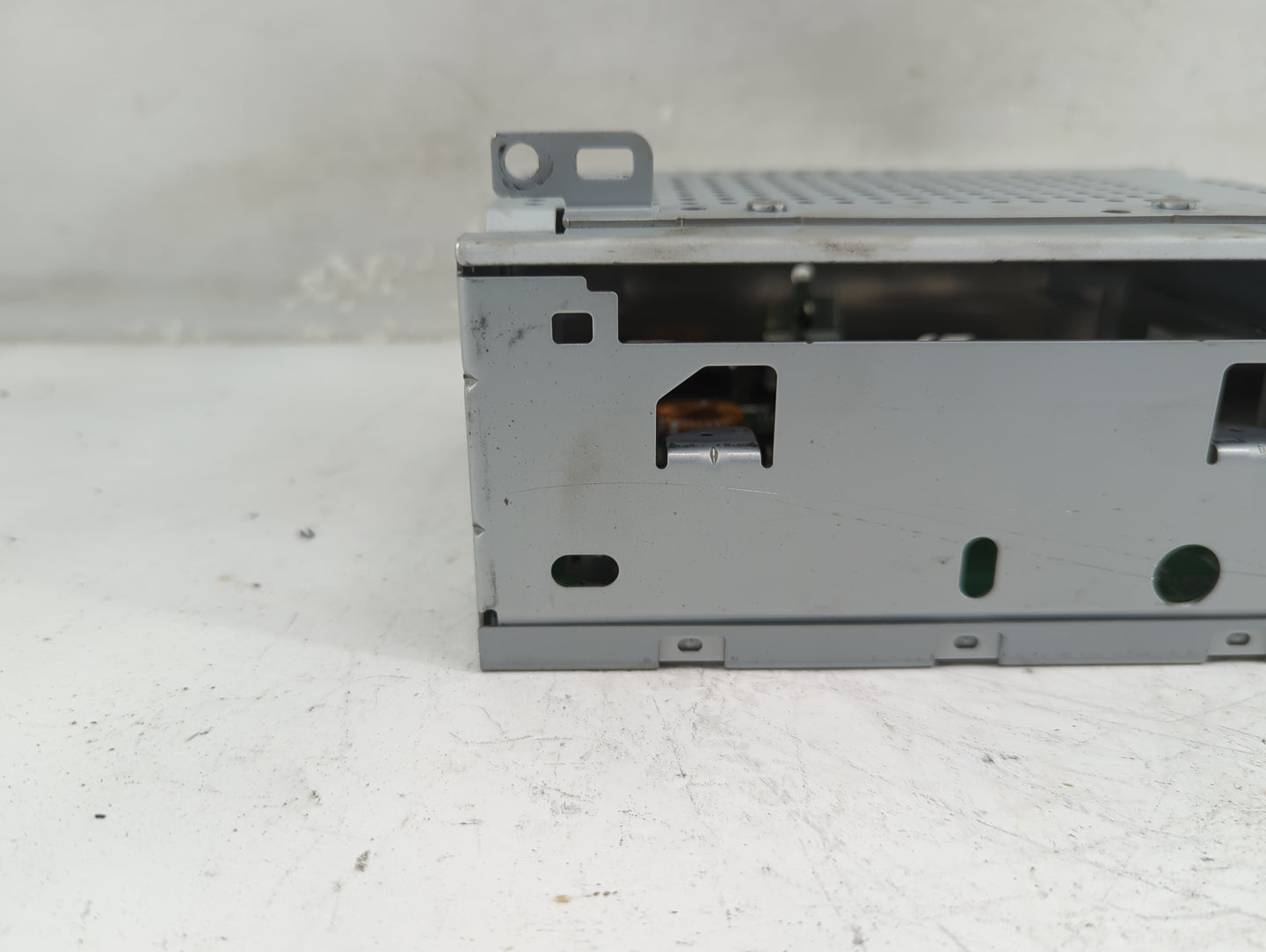 2017-2018 Ford Focus Radio AM FM Cd Player Receiver Replacement P/N:JM5T-18D816-BA J6BA018880 Fits Fits 2017 2018 OEM Used A