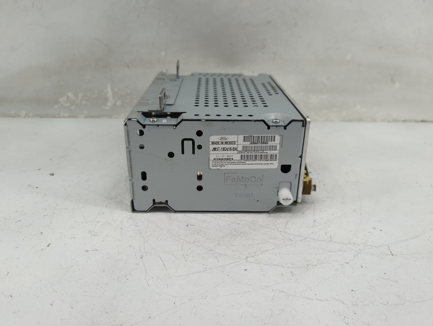 2017-2018 Ford Focus Radio AM FM Cd Player Receiver Replacement P/N:JM5T-18D816-BA J6BA018880 Fits Fits 2017 2018 OEM Used A