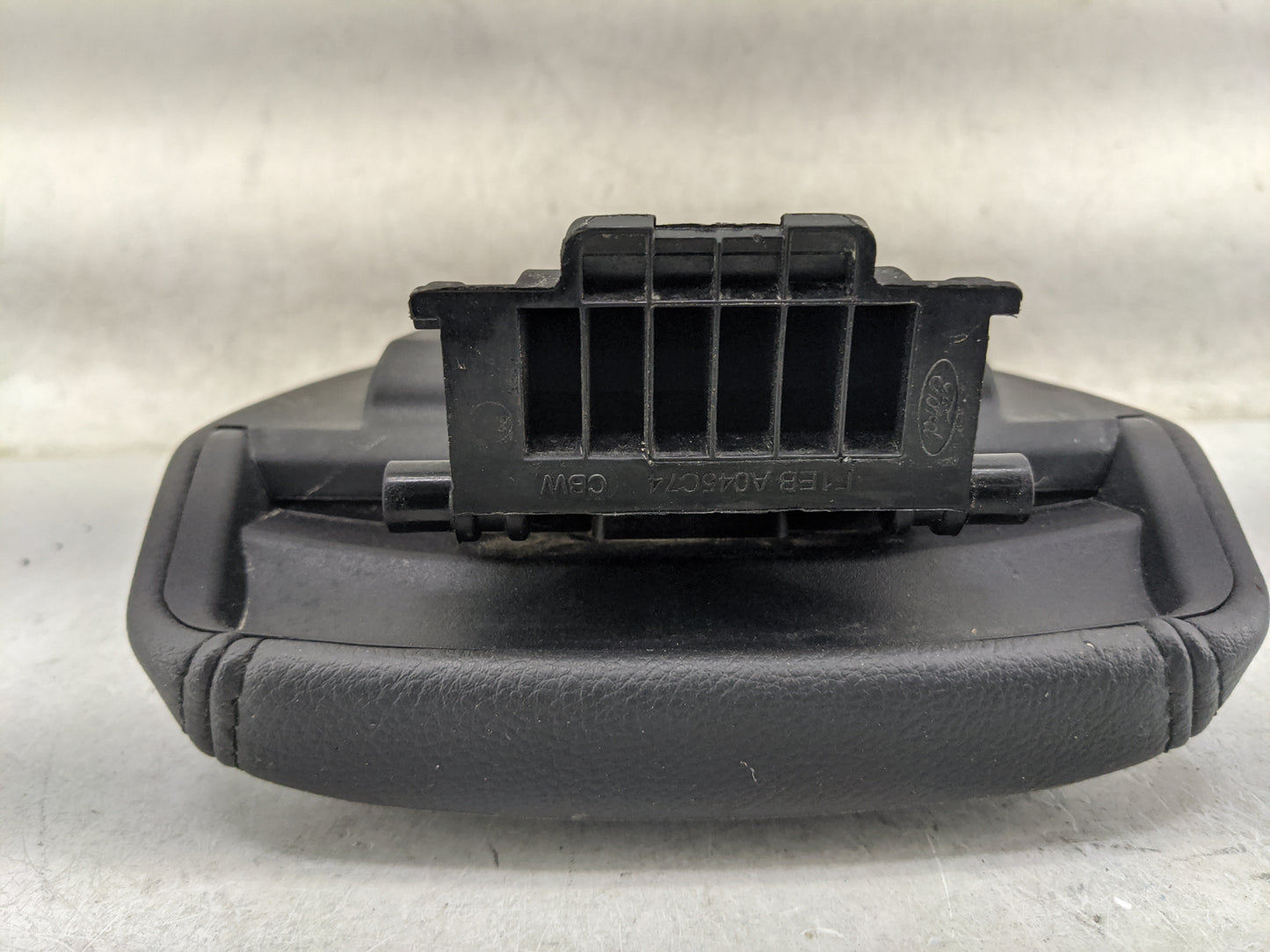 2018 Ford Focus Center Console Armrest Cover Lid P/N:F1EB A045C74 Fits OEM Used Auto Parts - Oemusedautoparts1.com