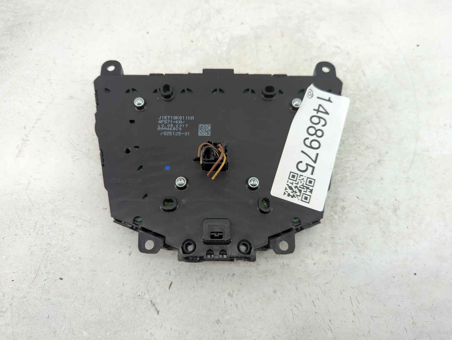 2015-2018 Ford Focus Radio Control Panel 1468975 - Oemusedautoparts1.com