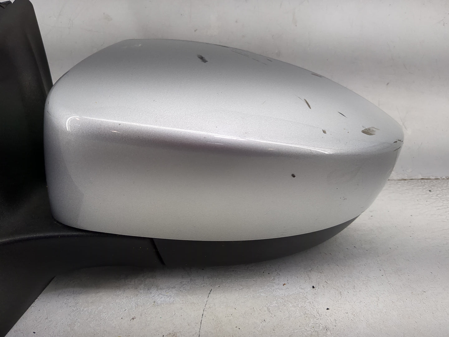 2018 Ford Focus Driver Side View Mirror - Left Door Mirror OEM Used - Oemusedautoparts1.com