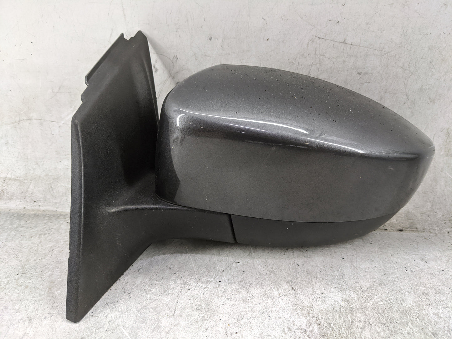 2012-2014 Ford Focus Driver Side View Mirror - Left Door Mirror OEM Used - Oemusedautoparts1.com
