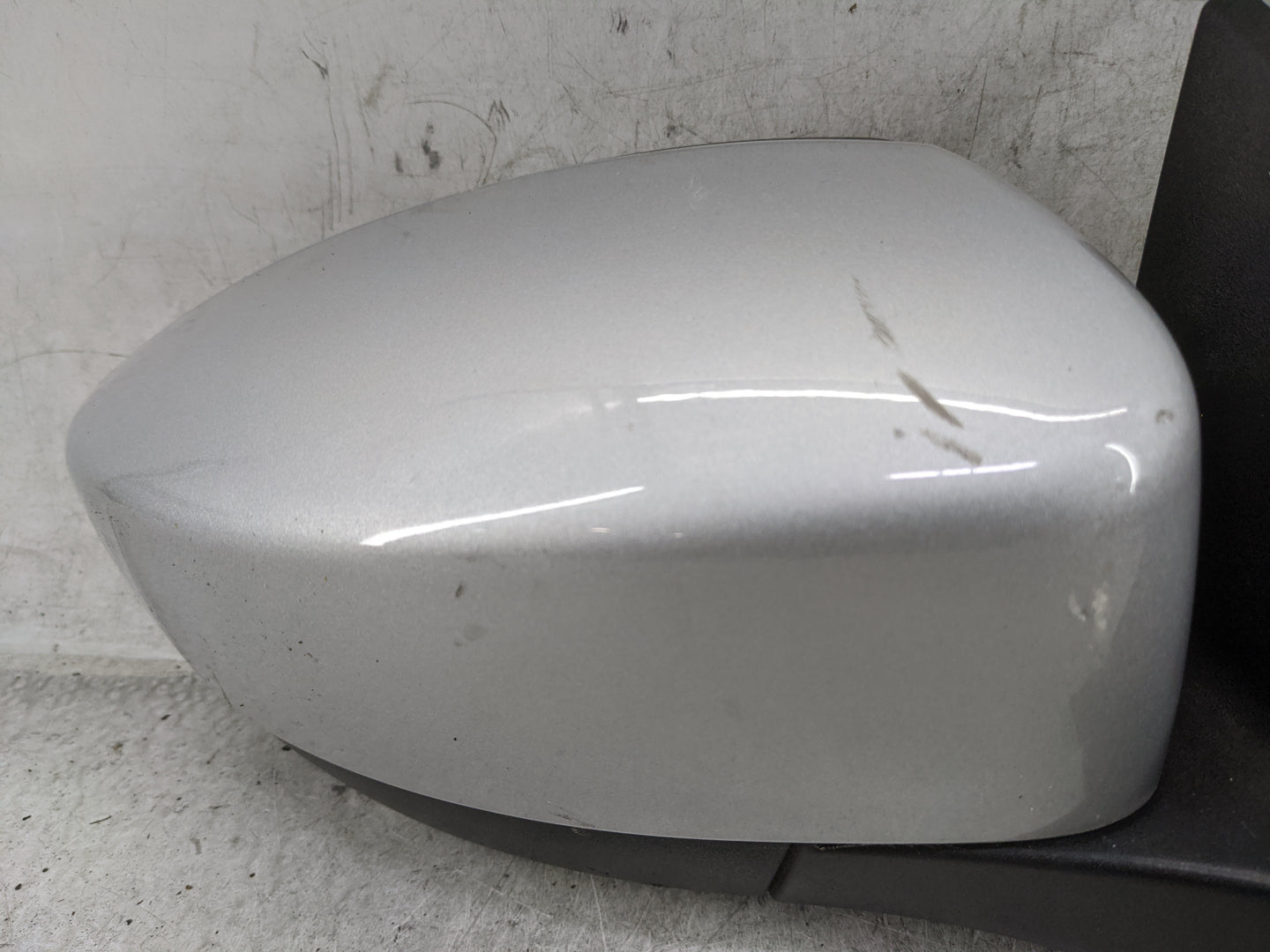 2012-2014 Ford Focus Passenger Side View Mirror - Right Door Mirror OEM Used - Oemusedautoparts1.com