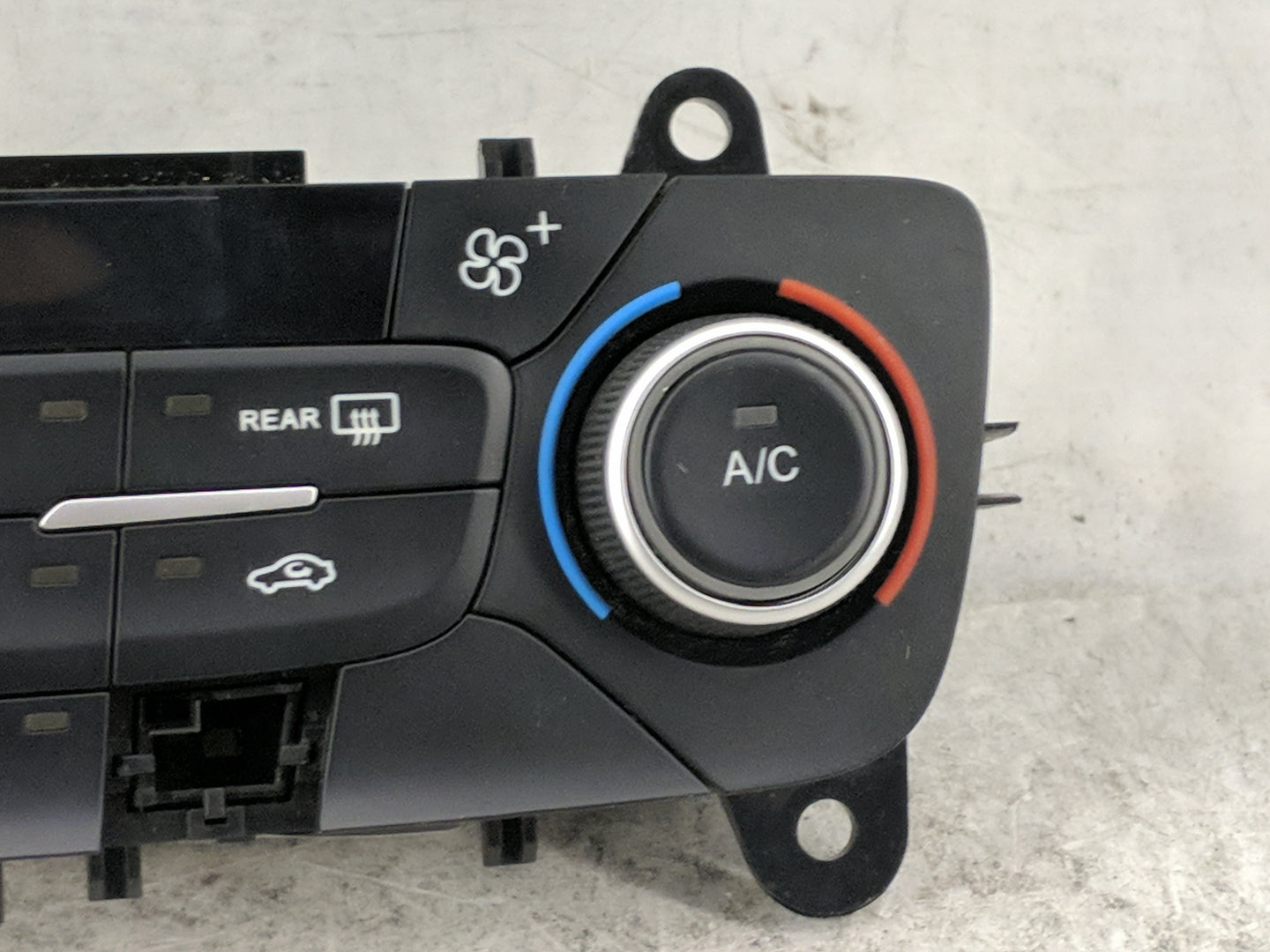 2015-2018 Ford Focus Climate Control Module Temperature AC/Heater Replacement P/N:F1ET-18C612-AJ Fits Fits 2015 2016 2017 20