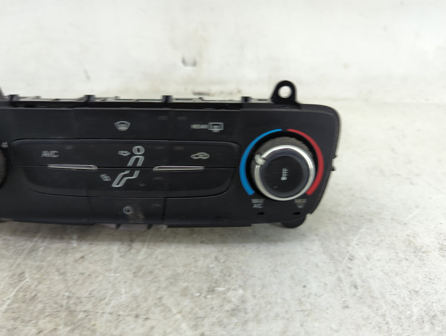 2015-2018 Ford Focus Climate Control Module Temperature AC/Heater Replacement P/N:F1ET-19980-JJ Fits Fits 2015 2016 2017 201