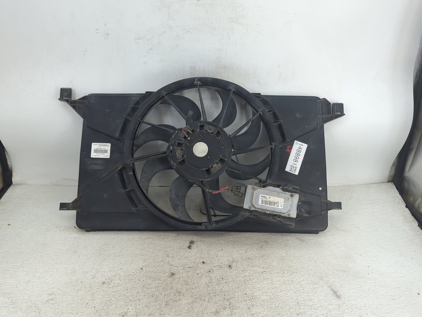 2012-2018 Ford Focus Electric Radiator Cooling Fan Motor Assembly P/N:1137328587 CV61-8C607-BA Fits OEM Used Auto Parts - Oe