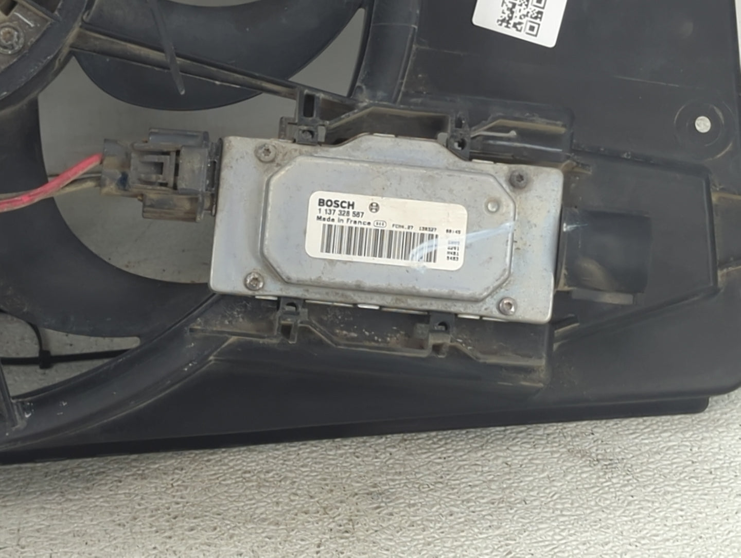2012-2018 Ford Focus Electric Radiator Cooling Fan Motor Assembly P/N:1137328587 CV61-8C607-BA Fits OEM Used Auto Parts - Oe