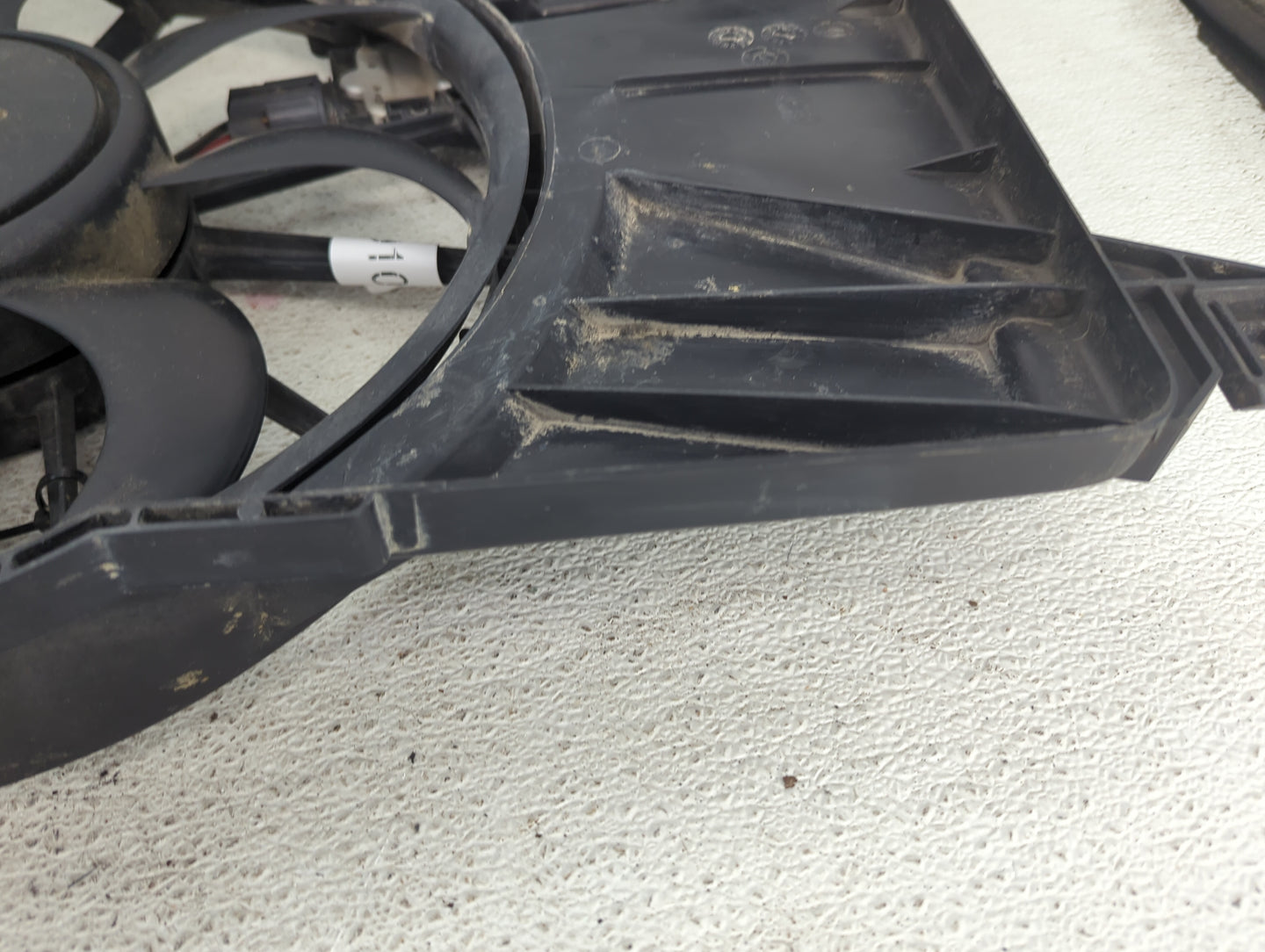 2012-2018 Ford Focus Electric Radiator Cooling Fan Motor Assembly P/N:BV61-8C607-BD BV6H-8C607-HC Fits OEM Used Auto Parts -