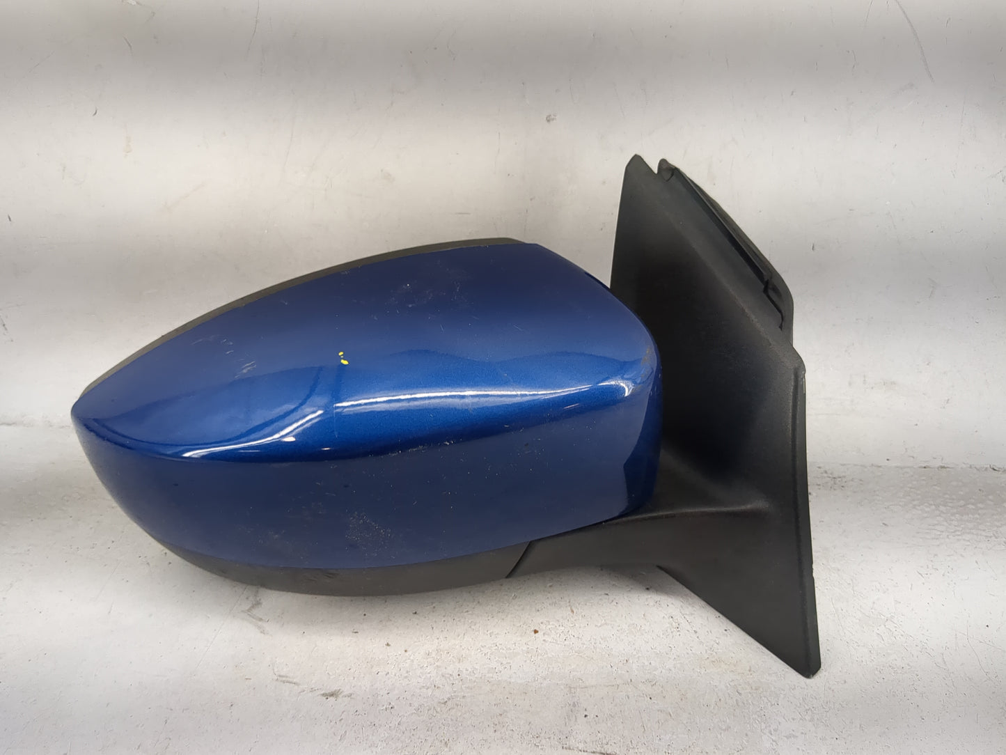 2018 Ford Focus Driver Side View Mirror - Left Door Mirror OEM Used - Oemusedautoparts1.com