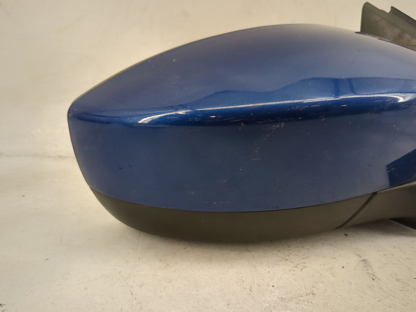 2018 Ford Focus Passenger Side View Mirror - Right Door Mirror OEM Used - Oemusedautoparts1.com