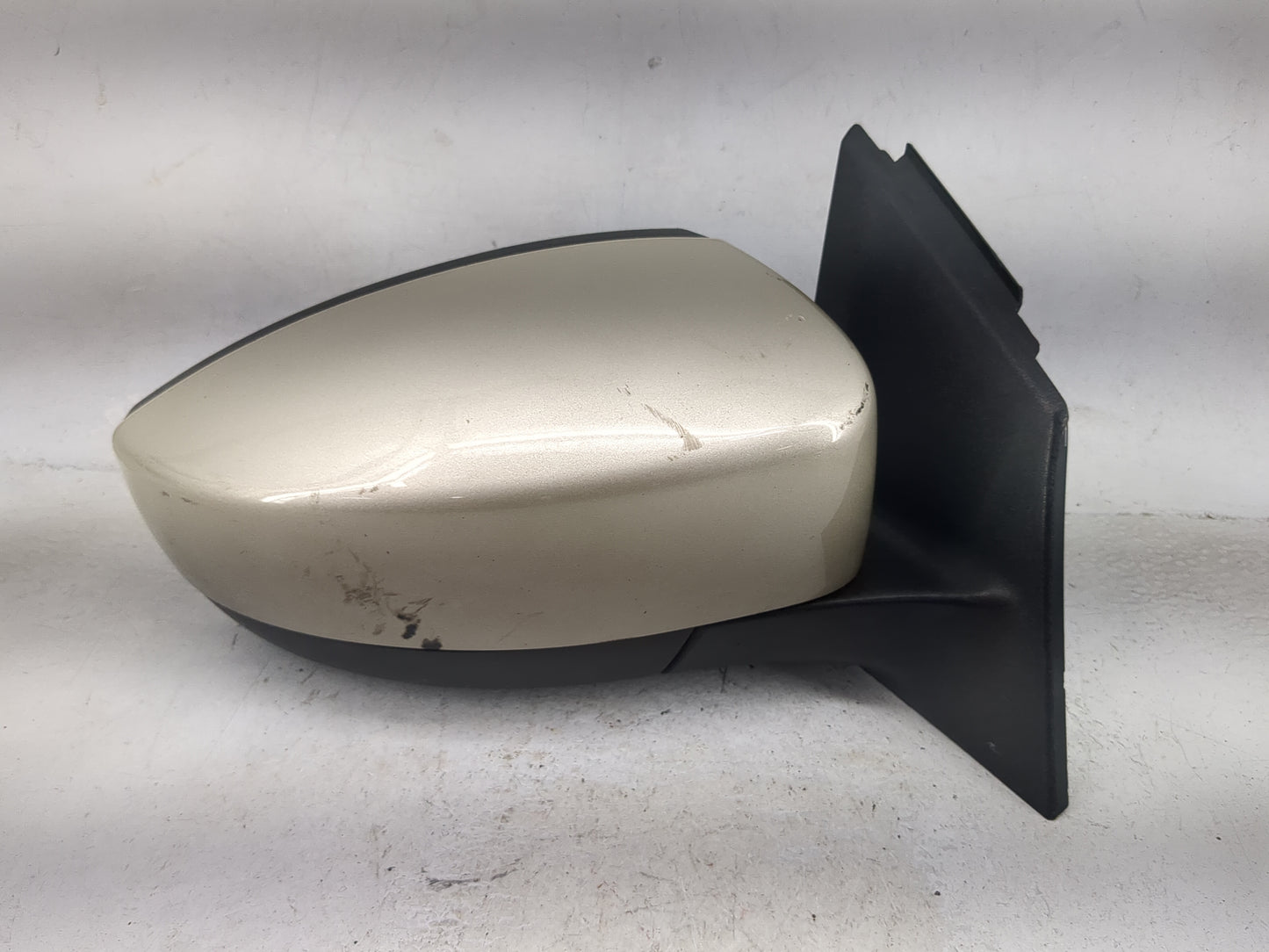 2018 Ford Focus Passenger Side View Mirror - Right Door Mirror OEM Used - Oemusedautoparts1.com