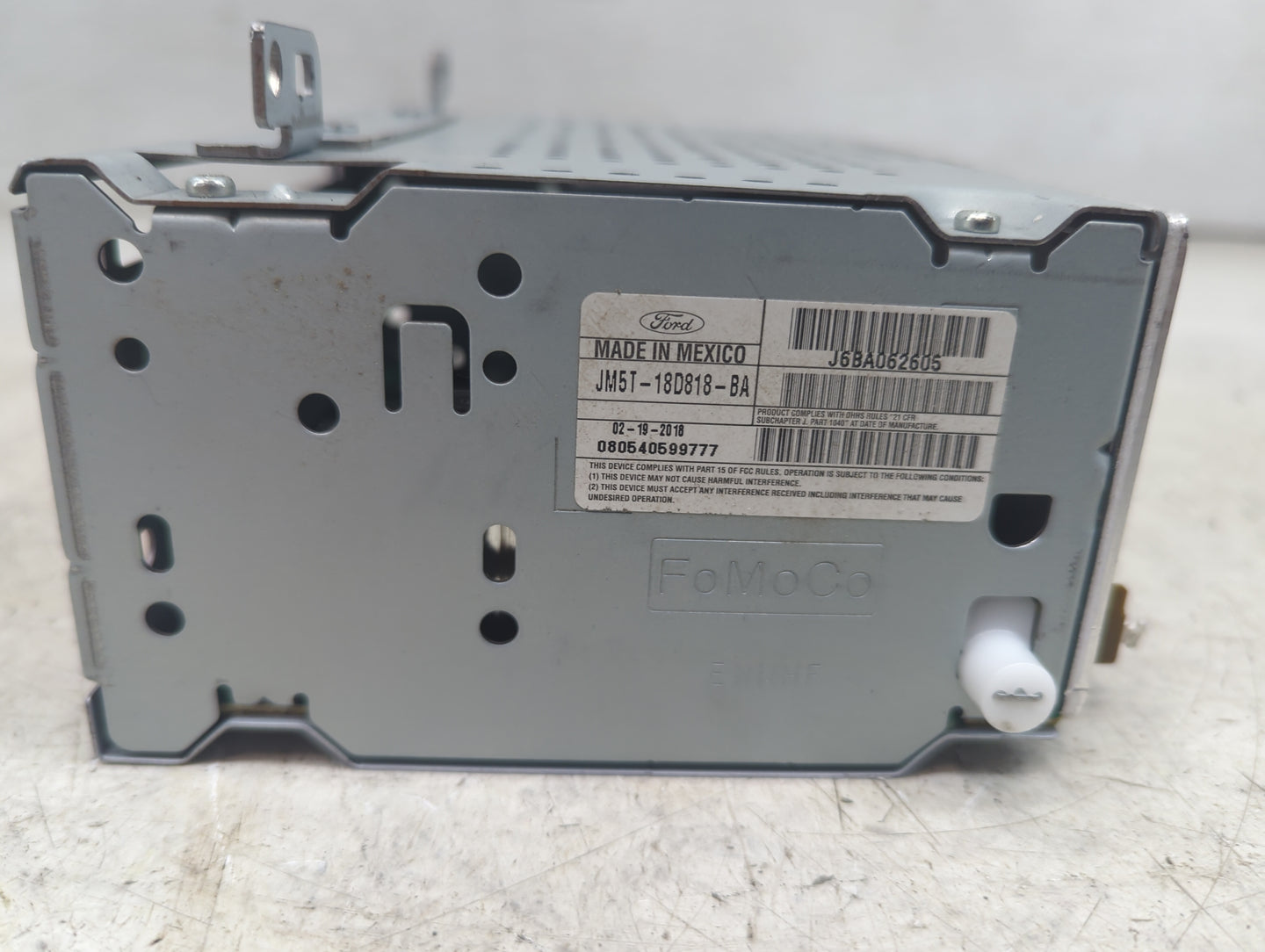 2017-2018 Ford Focus Radio AM FM Cd Player Receiver Replacement P/N:JM5T-18D818-BA Fits Fits 2017 2018 OEM Used Auto Parts -