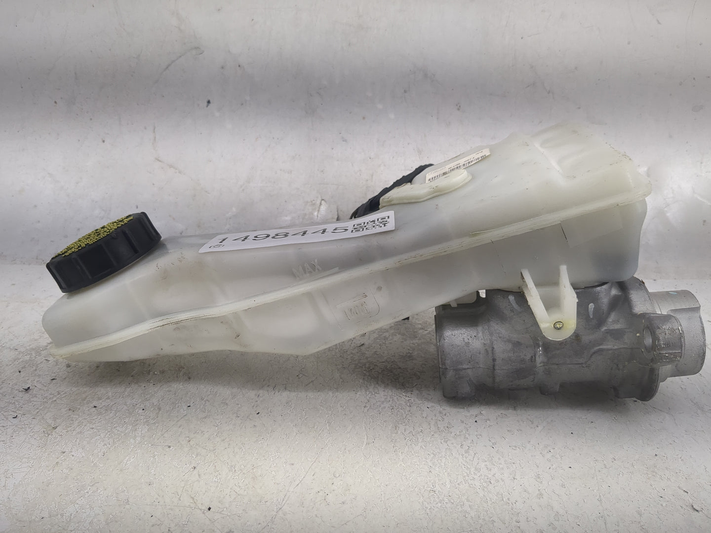 2012-2018 Ford Focus Brake Master Cylinder 1498445 - Oemusedautoparts1.com