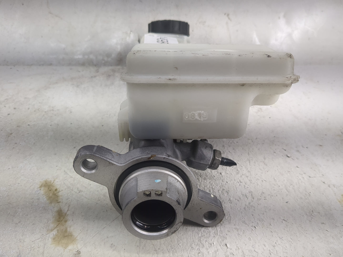 2012-2018 Ford Focus Brake Master Cylinder 1498445 - Oemusedautoparts1.com