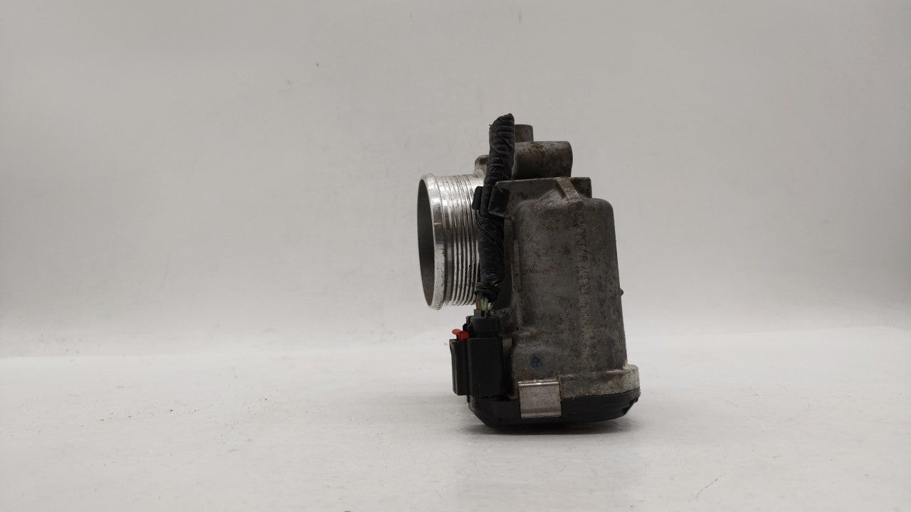 2014-2018 Ford Focus Throttle Body P/N:DS7E-9F991-BB Fits Fits 2014 2015 2016 2017 2018 2019 OEM Used Auto Parts - Oemusedau