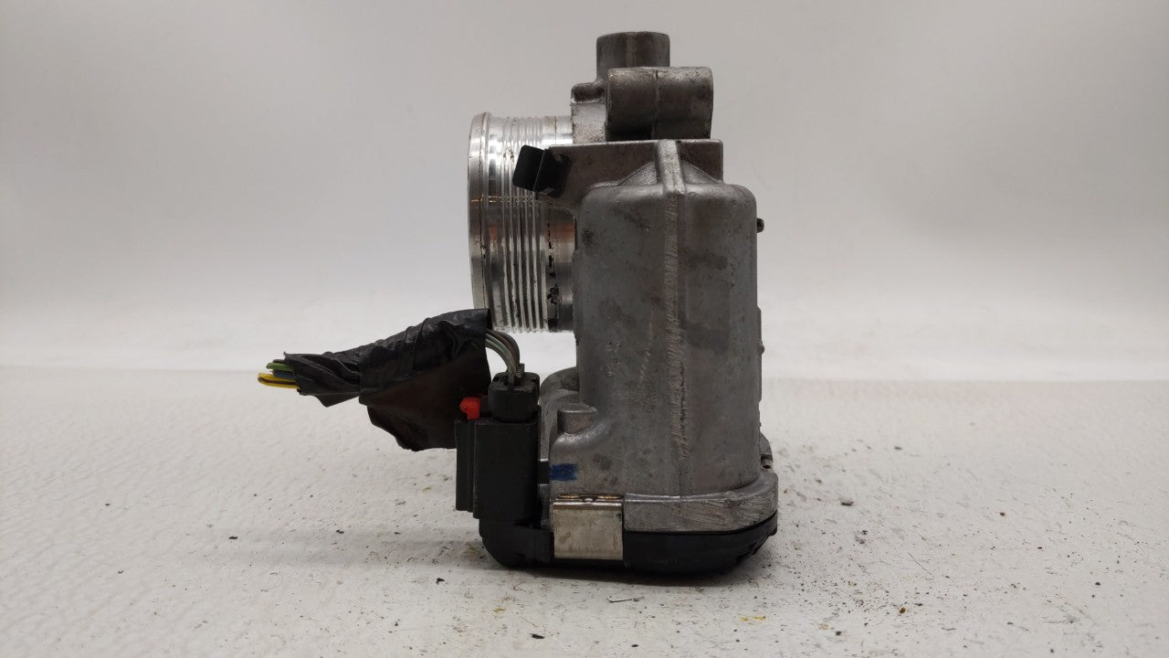 2014-2018 Ford Focus Throttle Body P/N:DS7E-9F991-BB Fits Fits 2014 2015 2016 2017 2018 2019 OEM Used Auto Parts - Oemusedau