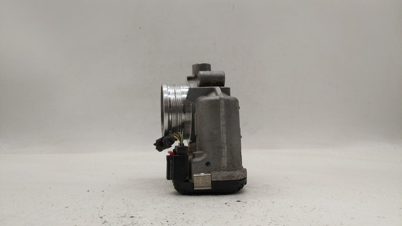 2014-2018 Ford Focus Throttle Body P/N:DS7E-9F991-BB Fits Fits 2014 2015 2016 2017 2018 2019 OEM Used Auto Parts - Oemusedau