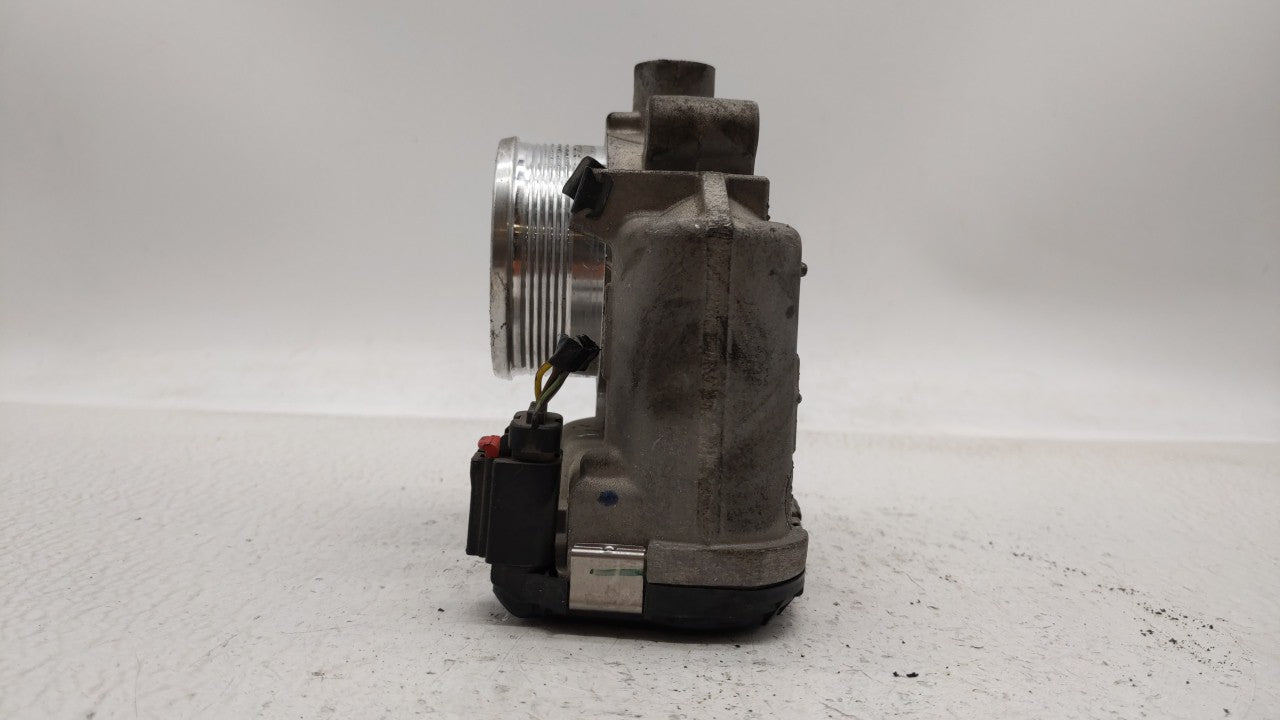 2014-2018 Ford Focus Throttle Body P/N:DS7E-9F991-BB Fits Fits 2014 2015 2016 2017 2018 2019 OEM Used Auto Parts - Oemusedau