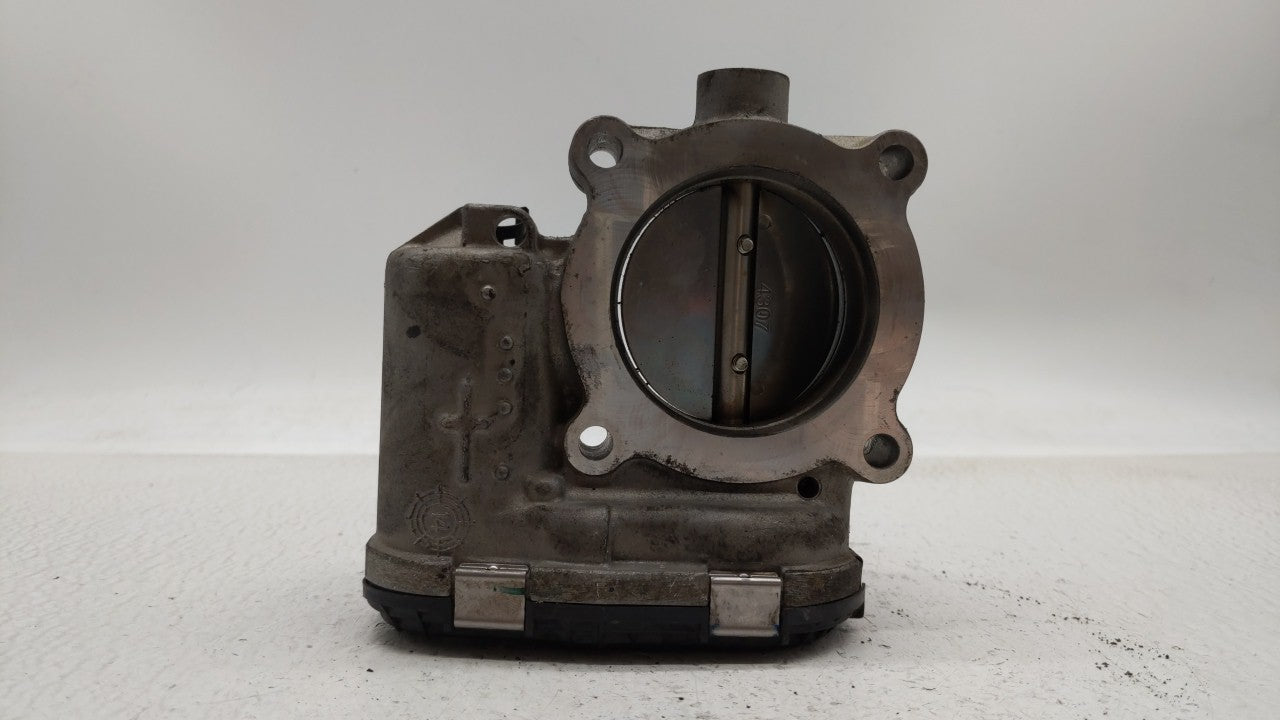 2014-2018 Ford Focus Throttle Body P/N:DS7E-9F991-BB Fits Fits 2014 2015 2016 2017 2018 2019 OEM Used Auto Parts - Oemusedau