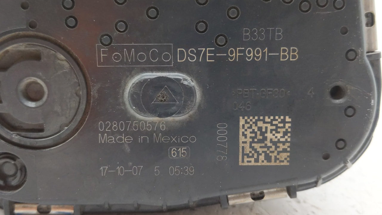 2014-2018 Ford Focus Throttle Body P/N:DS7E-9F991-BB Fits Fits 2014 2015 2016 2017 2018 2019 OEM Used Auto Parts - Oemusedau