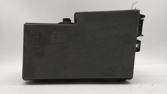 2017-2018 Ford Focus Fusebox Fuse Box Panel Relay Module P/N:GJ1T-14A07B-BA Fits Fits 2017 2018 OEM Used Auto Parts - Oemuse