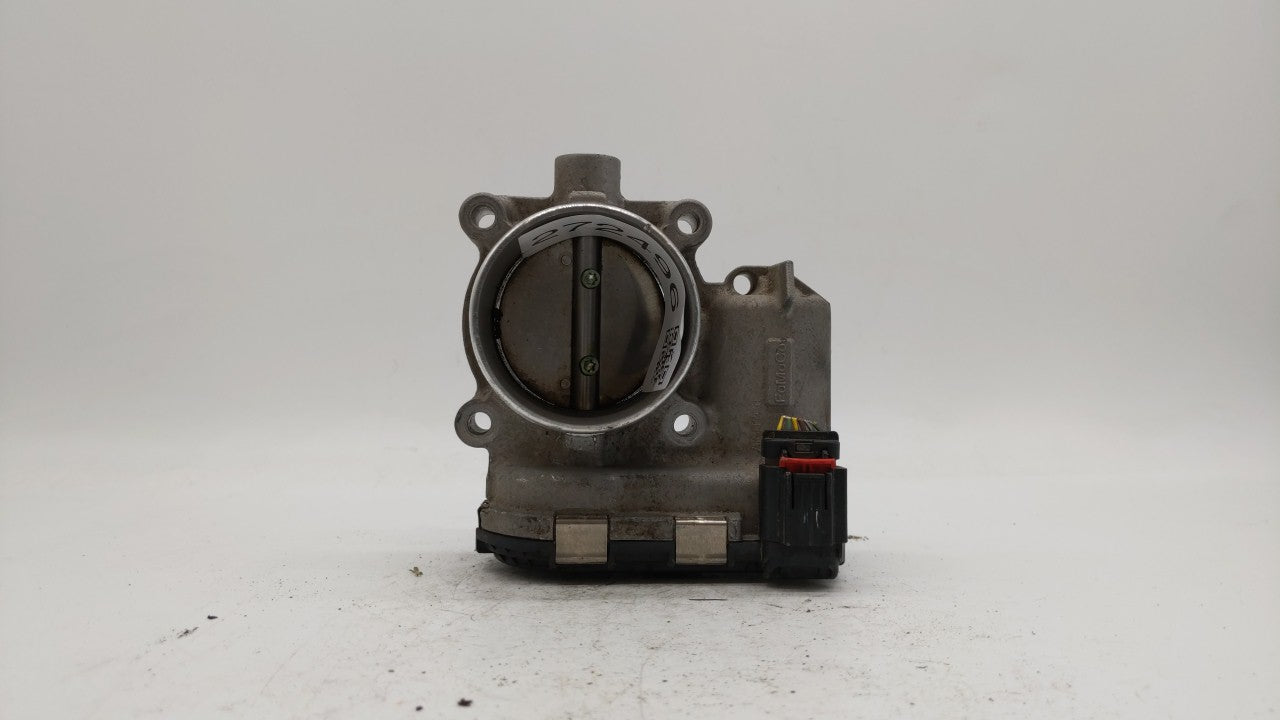 2014-2018 Ford Focus Throttle Body P/N:DS7E-9F991-BB Fits Fits 2014 2015 2016 2017 2018 2019 OEM Used Auto Parts - Oemusedau