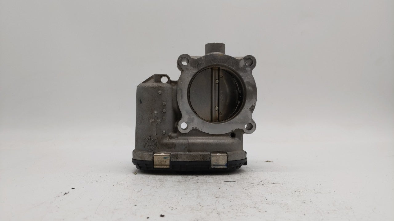 2014-2018 Ford Focus Throttle Body P/N:DS7E-9F991-BB Fits Fits 2014 2015 2016 2017 2018 2019 OEM Used Auto Parts - Oemusedau