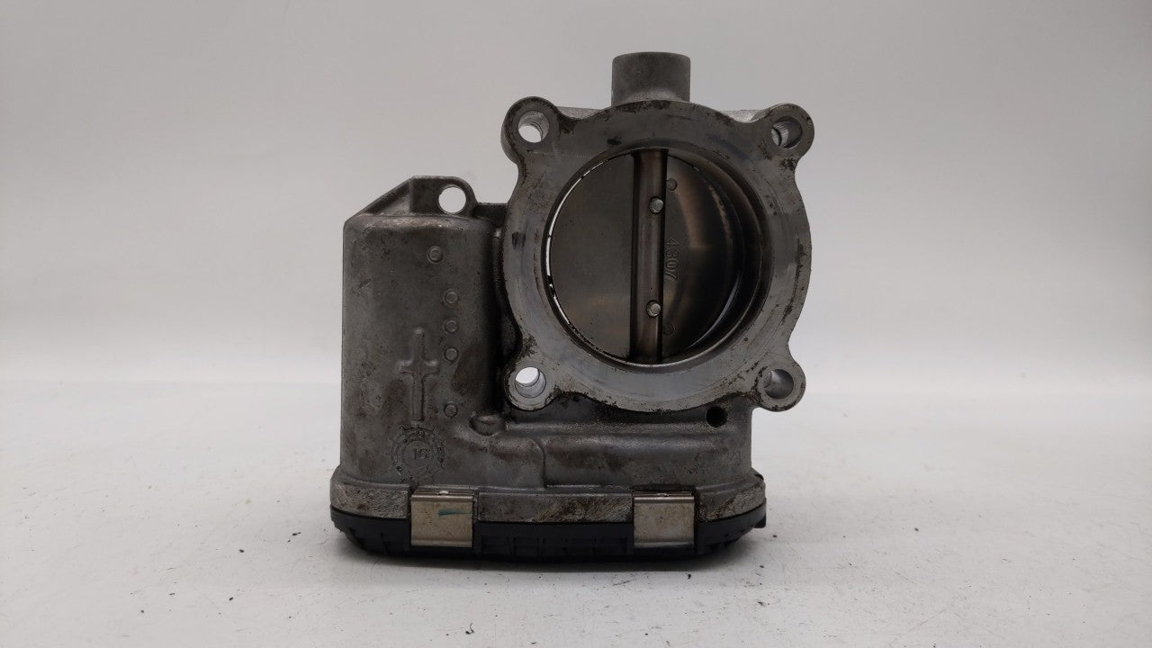 2014-2018 Ford Focus Throttle Body P/N:DS7E-9F991-BB Fits Fits 2014 2015 2016 2017 2018 2019 OEM Used Auto Parts - Oemusedau