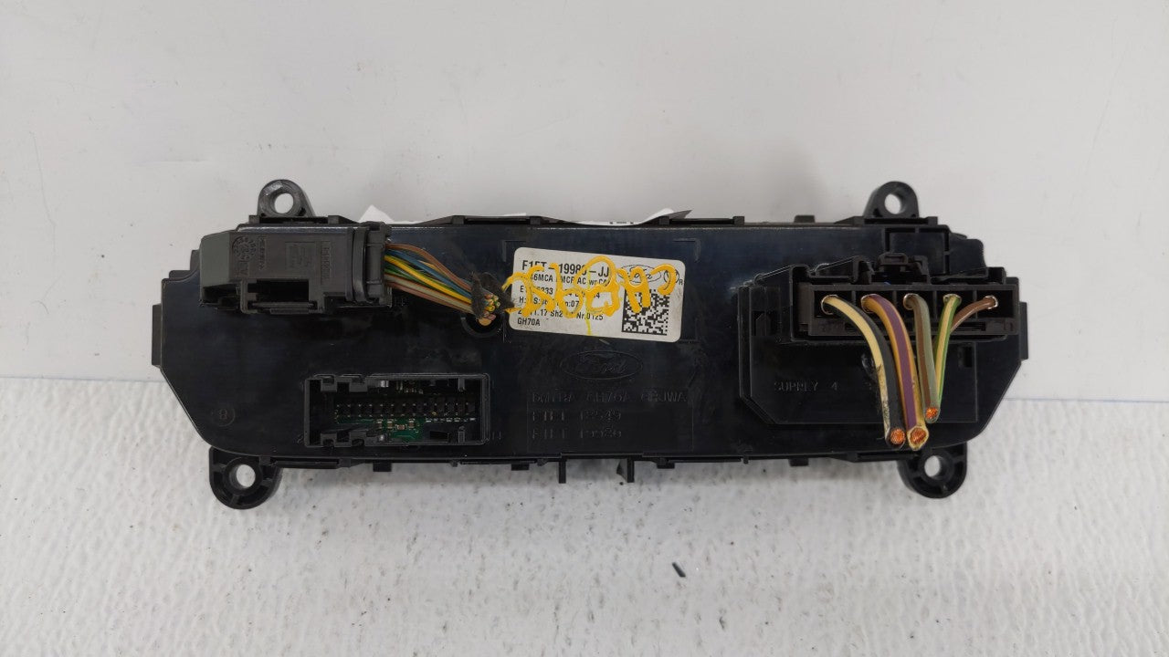 2015-2018 Ford Focus Climate Control Module Temperature AC/Heater Replacement P/N:F1ET-19980-JJ Fits Fits 2015 2016 2017 201