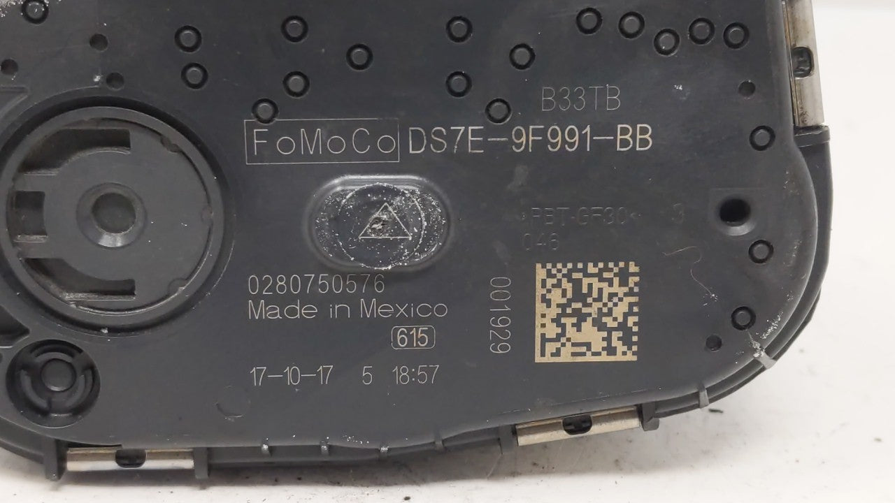 2014-2018 Ford Focus Throttle Body P/N:DS7E-9F991-BB Fits Fits 2014 2015 2016 2017 2018 2019 OEM Used Auto Parts - Oemusedau