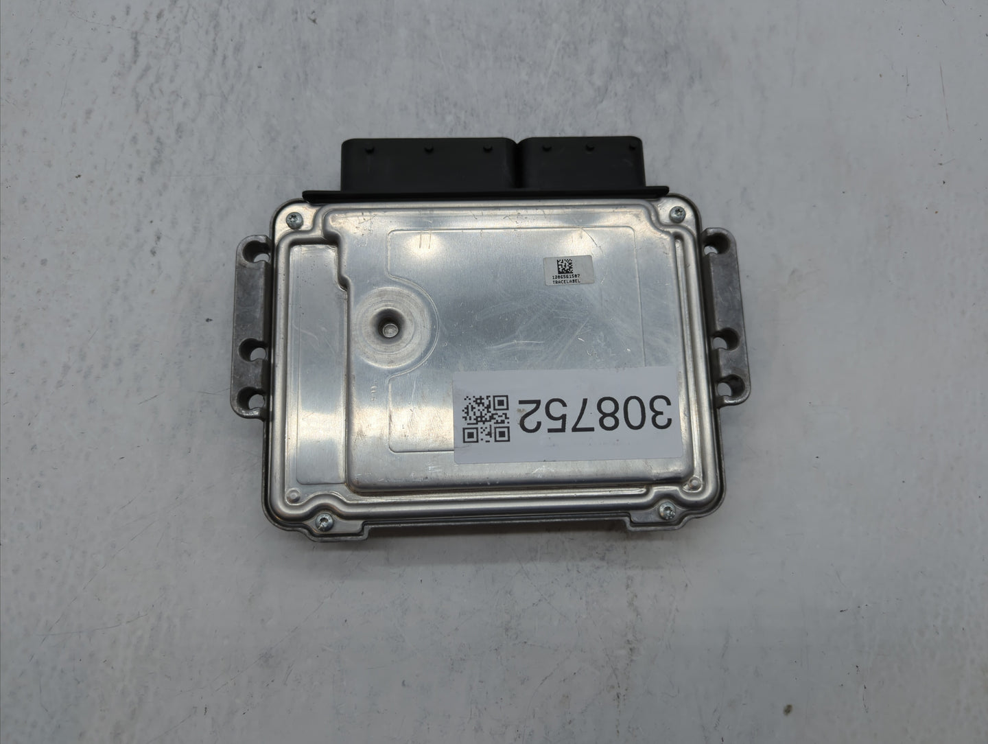 2013-2018 Ford Focus PCM Engine Control Computer ECU ECM PCU OEM P/N:DM5A-12A650-CA EMA-12A650-VA Fits OEM Used Auto Parts -