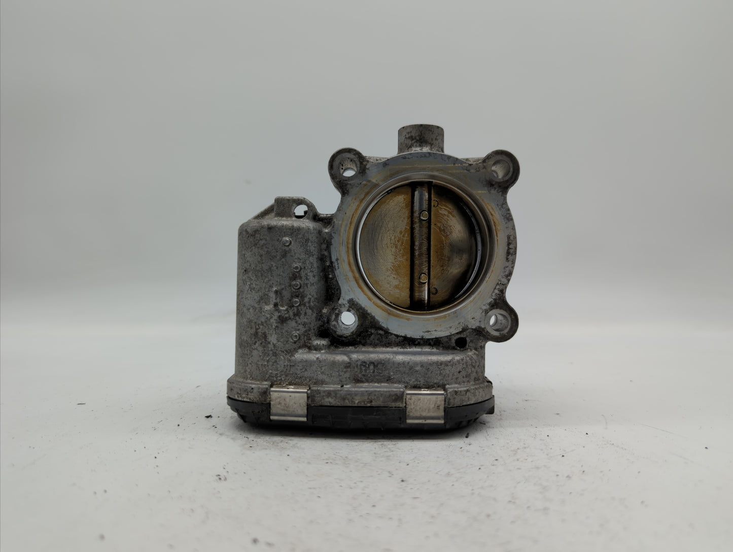 2014-2018 Ford Focus Throttle Body P/N:DS7E-9F991-BB Fits Fits 2014 2015 2016 2017 2018 2019 OEM Used Auto Parts - Oemusedau