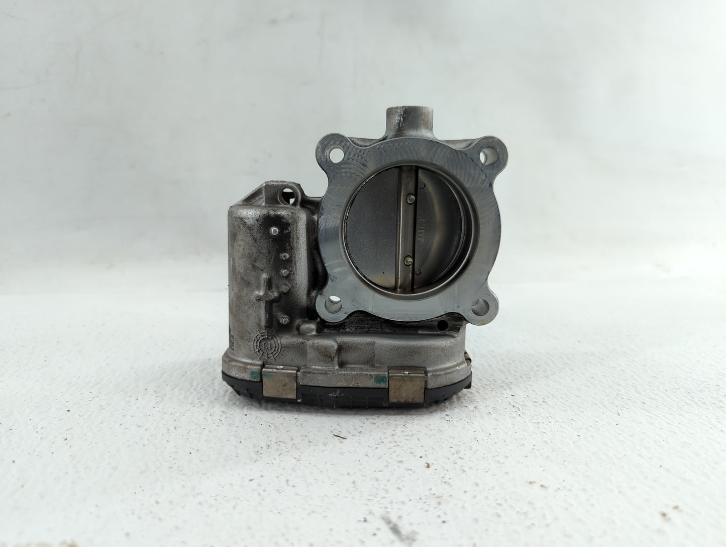 2014-2018 Ford Focus Throttle Body P/N:DS7E-9F991-BB Fits Fits 2014 2015 2016 2017 2018 2019 OEM Used Auto Parts - Oemusedau
