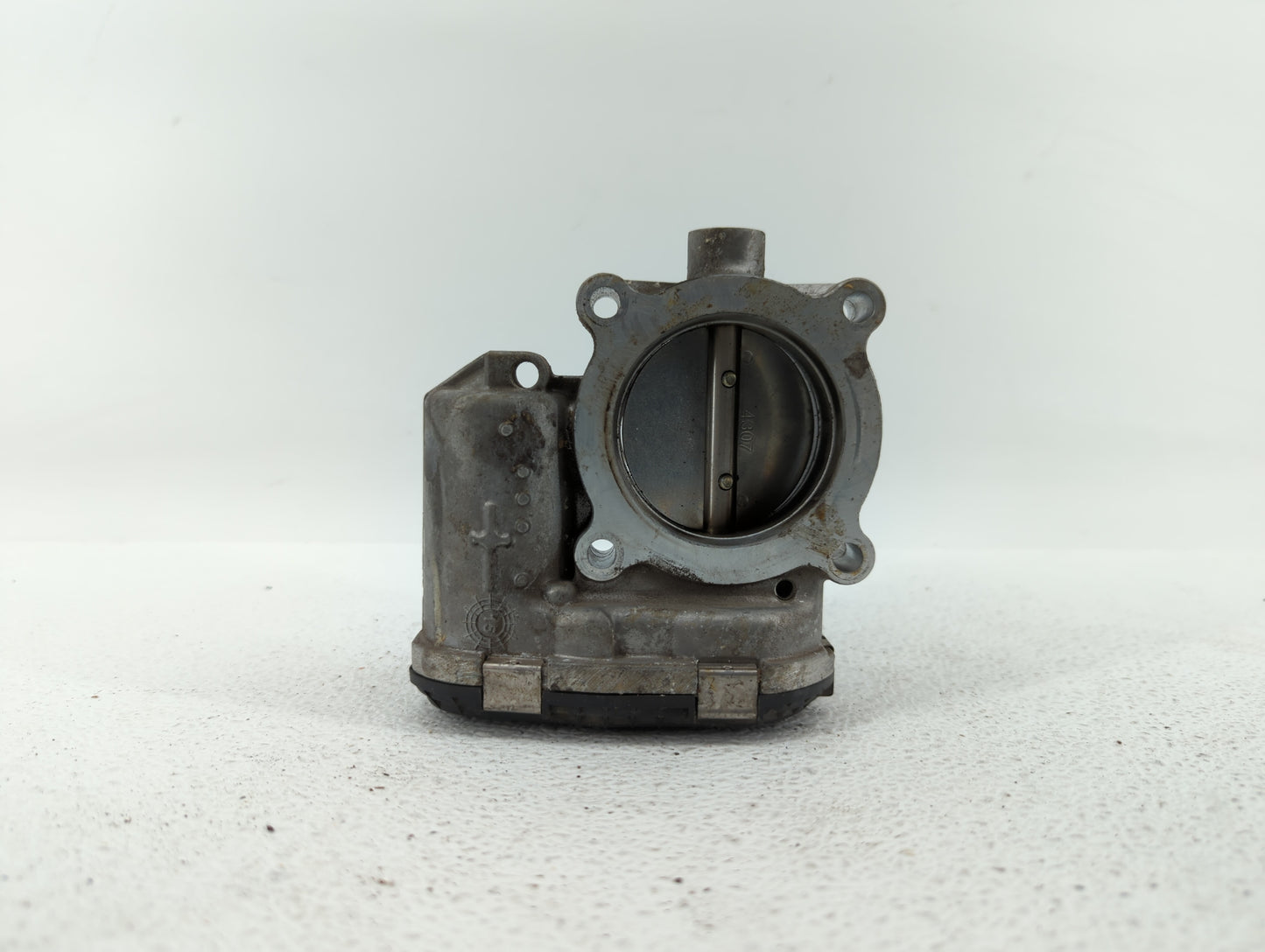 2014-2018 Ford Focus Throttle Body P/N:DS7E-9F991-BB Fits Fits 2014 2015 2016 2017 2018 2019 OEM Used Auto Parts - Oemusedau