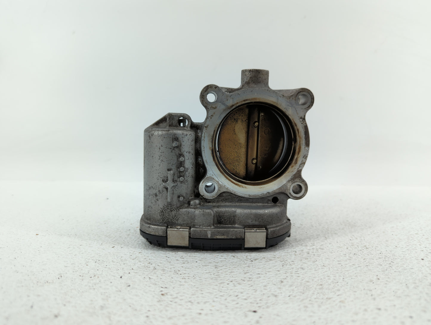2014-2018 Ford Focus Throttle Body P/N:DS7E-9F991-BB Fits Fits 2014 2015 2016 2017 2018 2019 OEM Used Auto Parts - Oemusedau