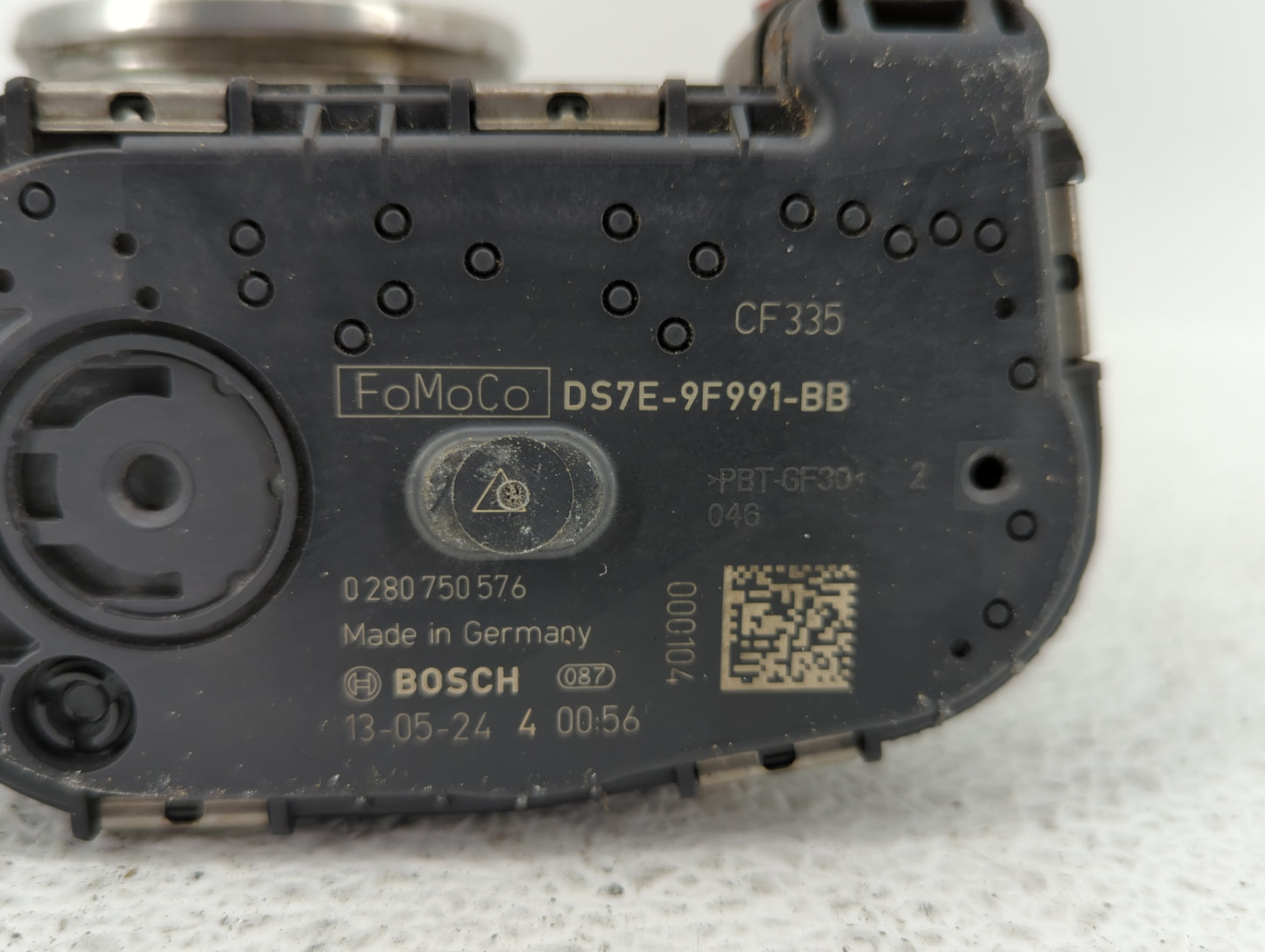 2014-2018 Ford Focus Throttle Body P/N:DS7E-9F991-BB Fits Fits 2014 2015 2016 2017 2018 2019 OEM Used Auto Parts - Oemusedau