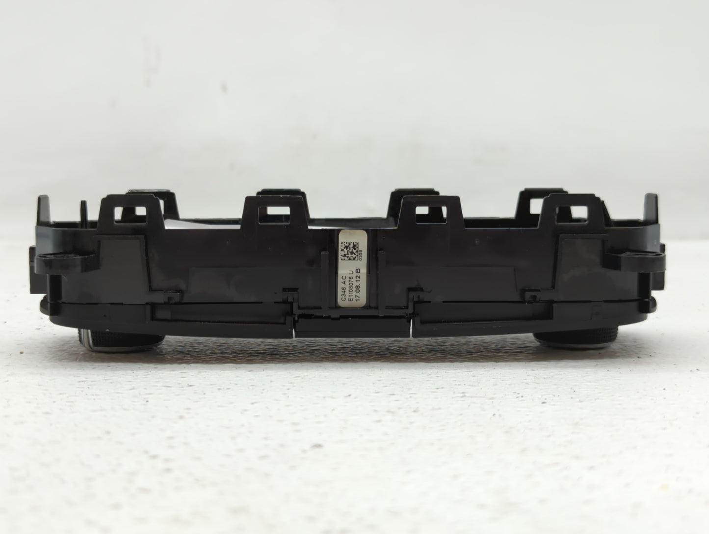 2015-2018 Ford Focus Climate Control Module Temperature AC/Heater Replacement P/N:F1EB-18835-M F1ET-18K811-KD Fits OEM Used 