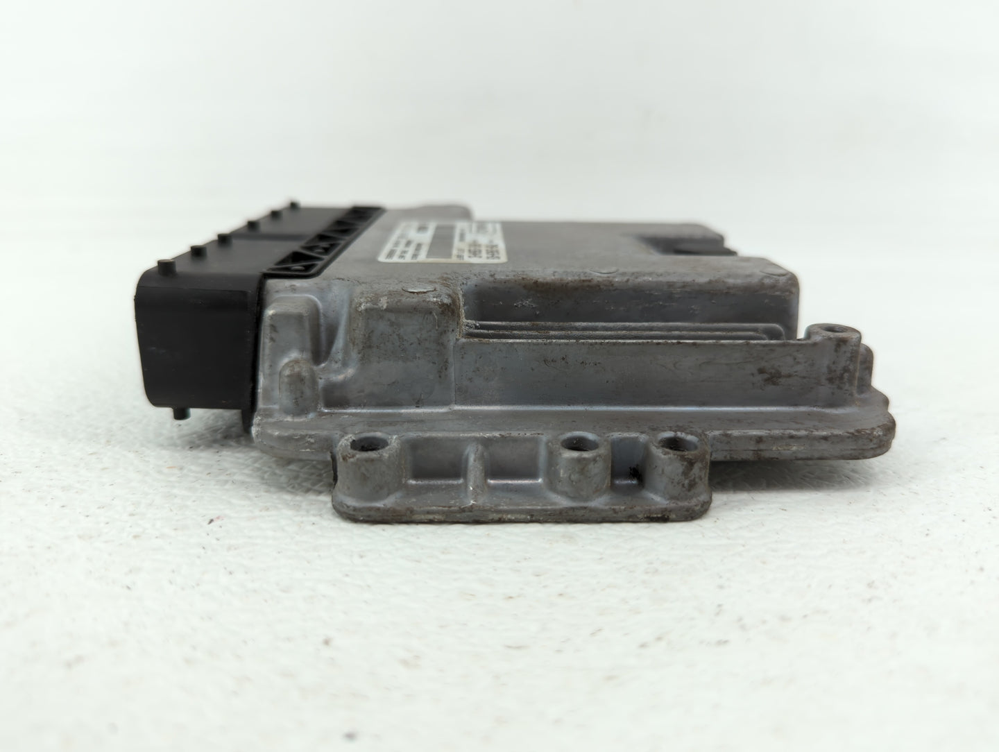 2013-2018 Ford Focus PCM Engine Control Computer ECU ECM PCU OEM P/N:EM5A-12A650-ACA FM5A-12A650-ADB Fits OEM Used Auto Part