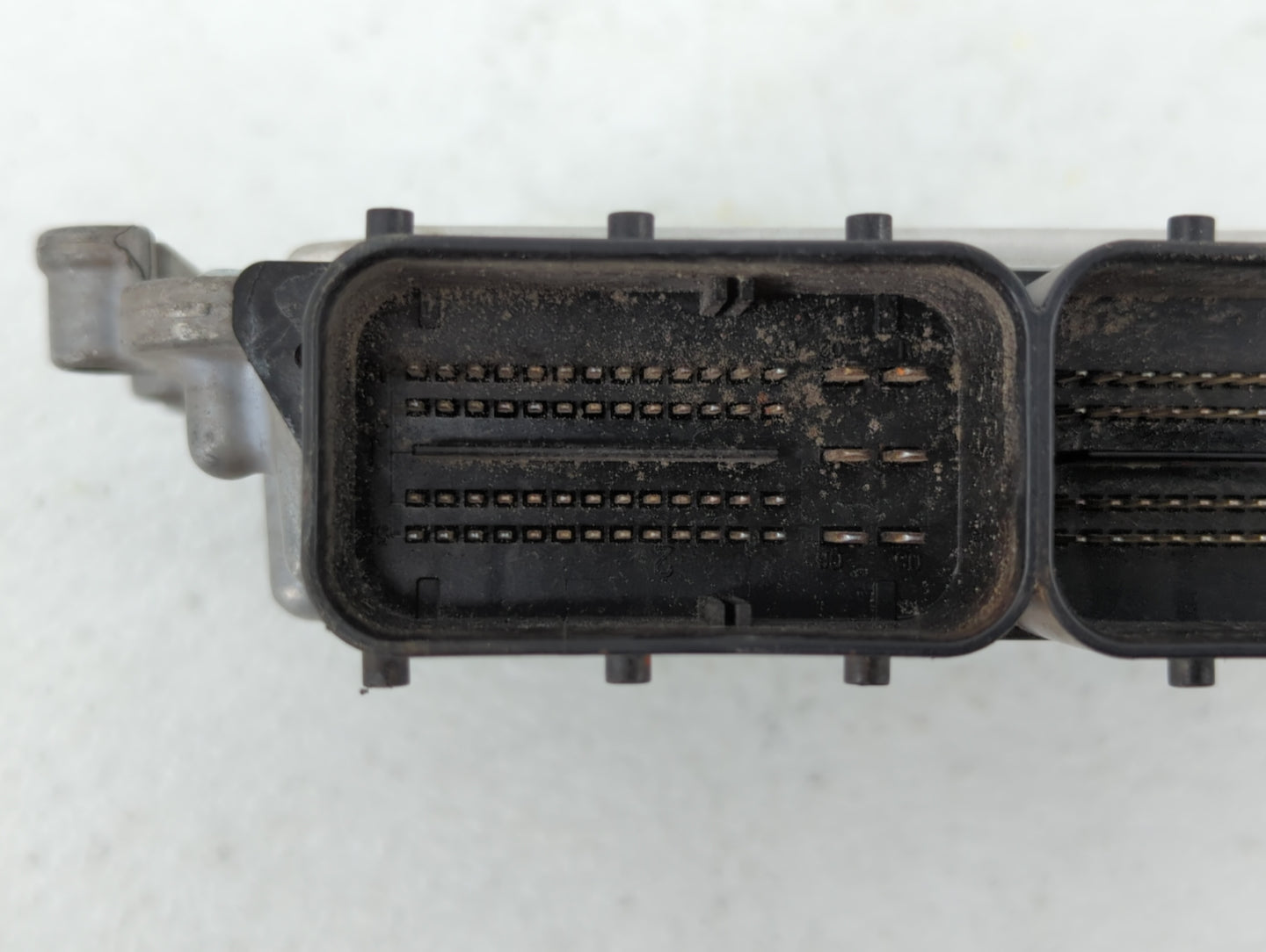 2013-2018 Ford Focus PCM Engine Control Computer ECU ECM PCU OEM P/N:EM5A-12A650-ACB FM5A-12A650-ADB Fits OEM Used Auto Part