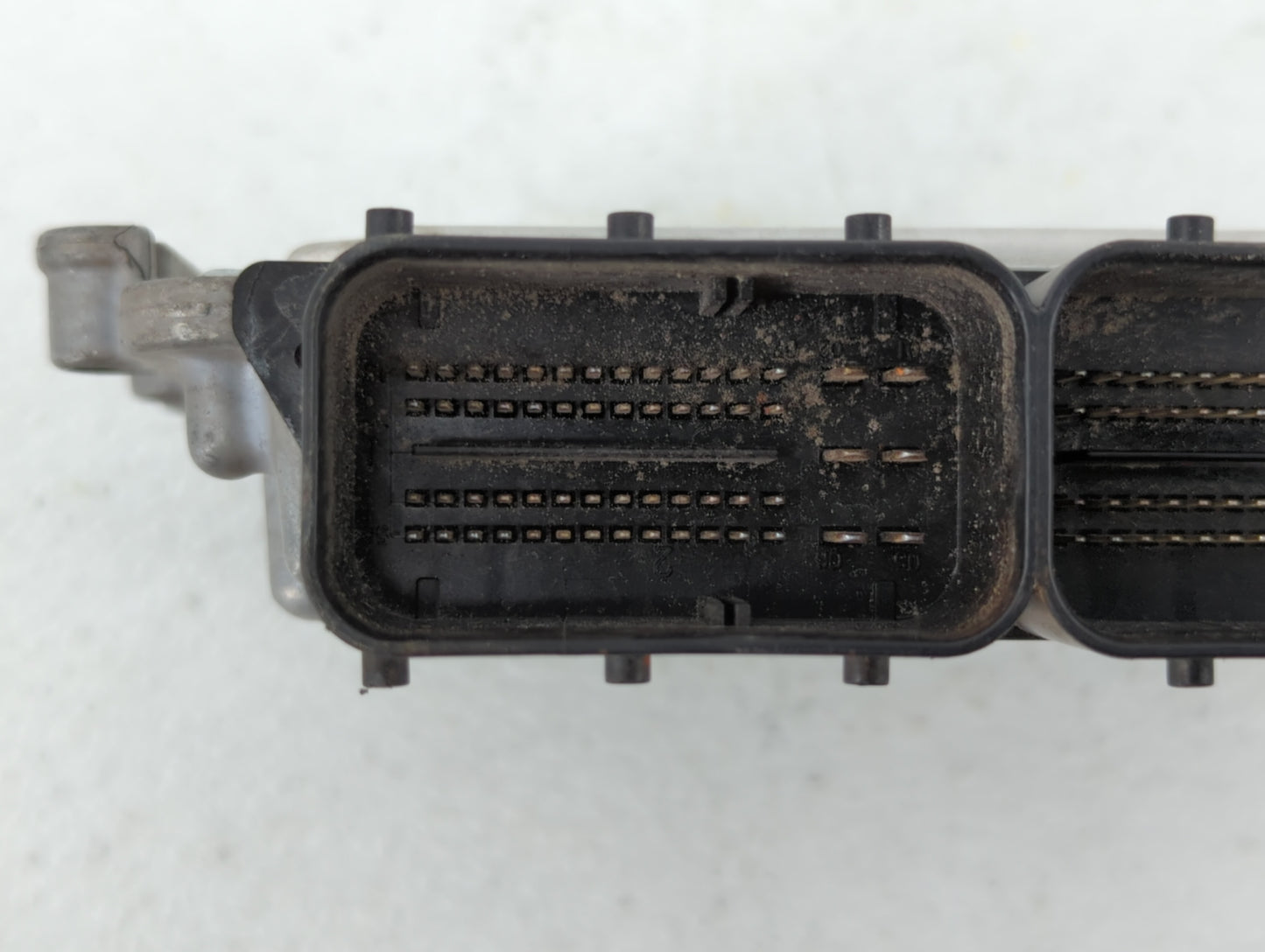 2013-2018 Ford Focus PCM Engine Control Computer ECU ECM PCU OEM P/N:EM5A-12A650-ACB FM5A-12A650-ADB Fits OEM Used Auto Part