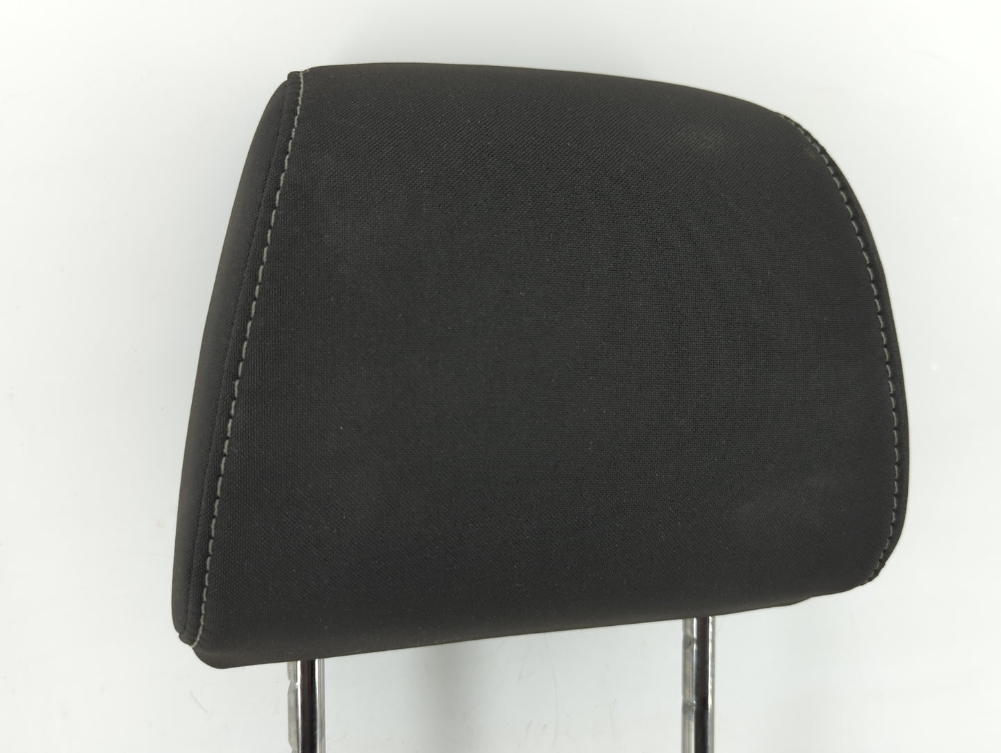 2015-2018 Ford Focus Headrest Head Rest Front Driver Passenger Seat Fits Fits 2015 2016 2017 2018 OEM Used Auto Parts - Oemu