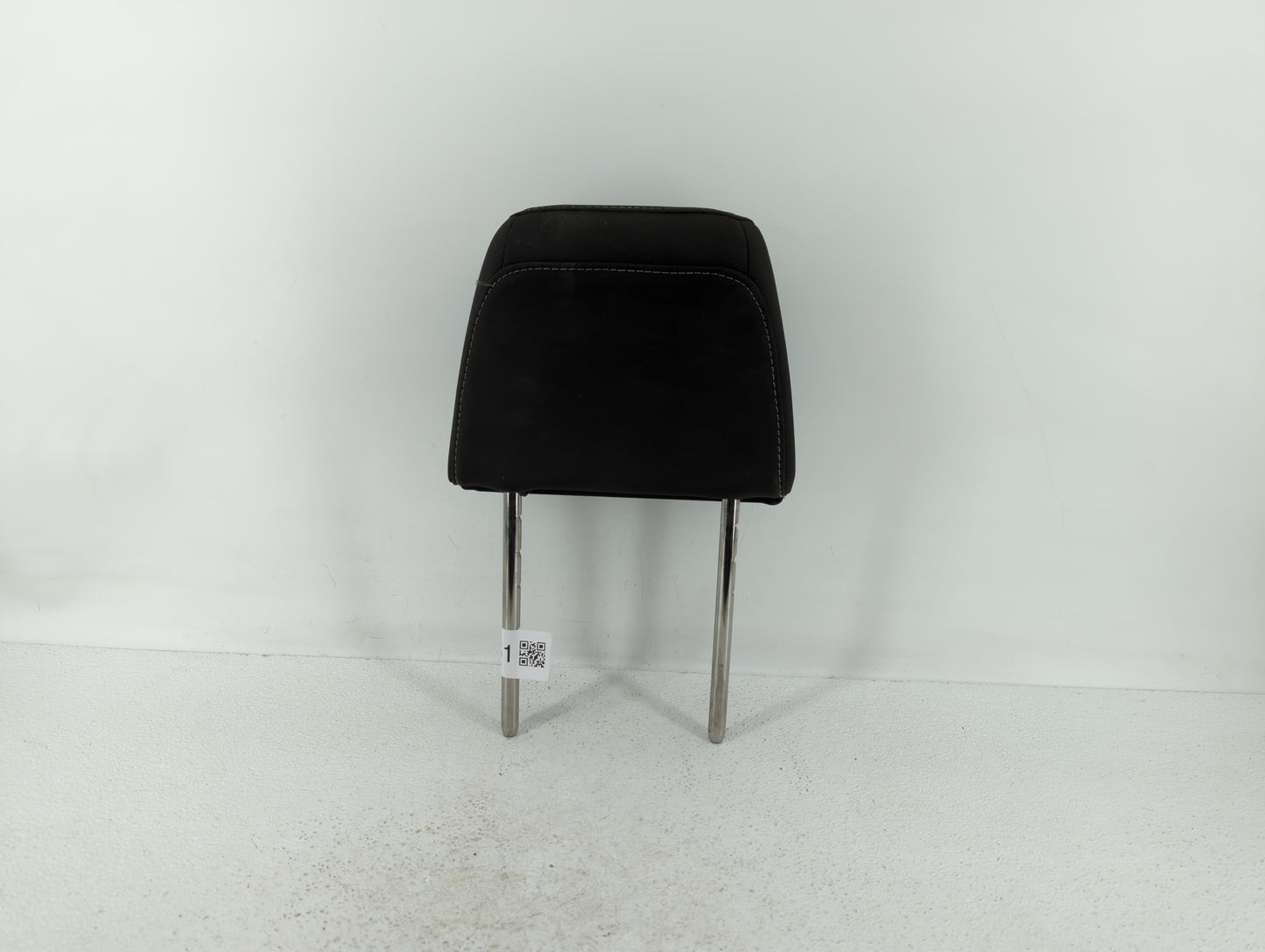 2015-2018 Ford Focus Headrest Head Rest Front Driver Passenger Seat Fits Fits 2015 2016 2017 2018 OEM Used Auto Parts - Oemu