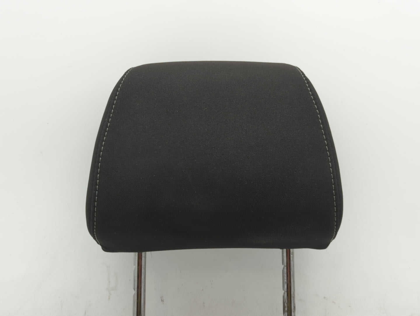 2015-2018 Ford Focus Headrest Head Rest Front Driver Passenger Seat Fits Fits 2015 2016 2017 2018 OEM Used Auto Parts - Oemu