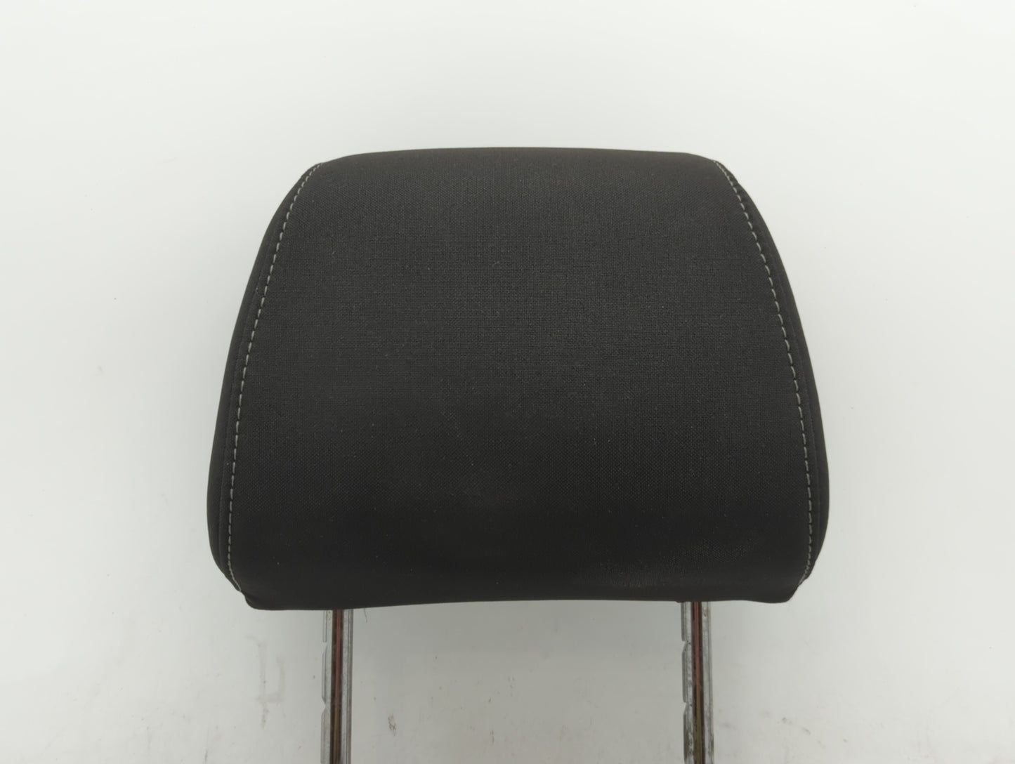 2015-2018 Ford Focus Headrest Head Rest Front Driver Passenger Seat Fits Fits 2015 2016 2017 2018 OEM Used Auto Parts - Oemu