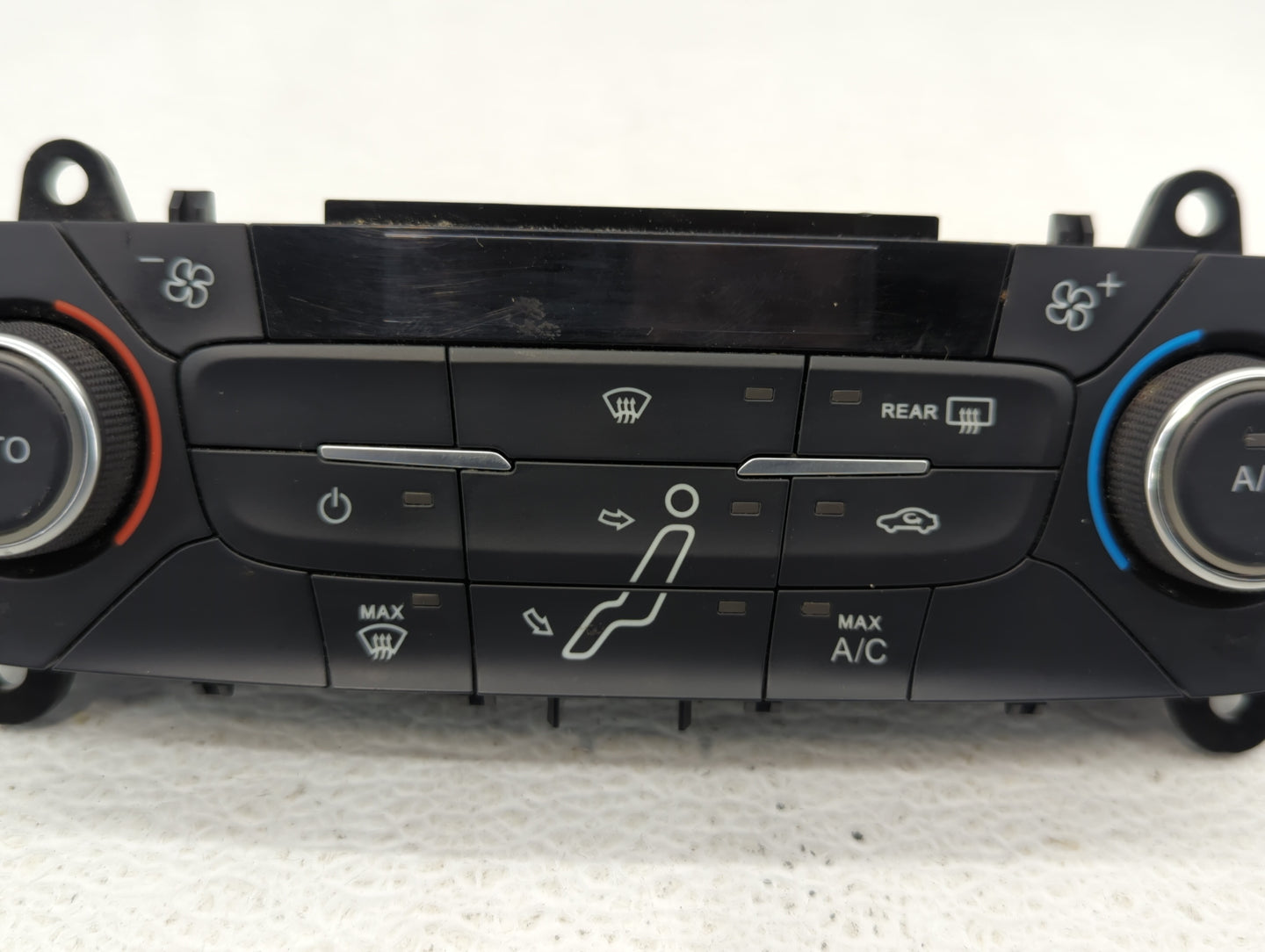 2015-2018 Ford Focus Climate Control Module Temperature AC/Heater Replacement P/N:F1ET-18C612-AG F1ET-18C612-CJ Fits OEM Use