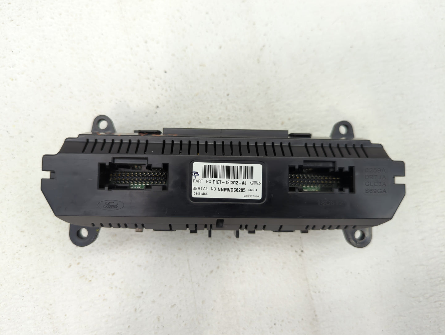 2015-2018 Ford Focus Climate Control Module Temperature AC/Heater Replacement P/N:F1ET-18C612-AG F1ET-18C612-CJ Fits OEM Use