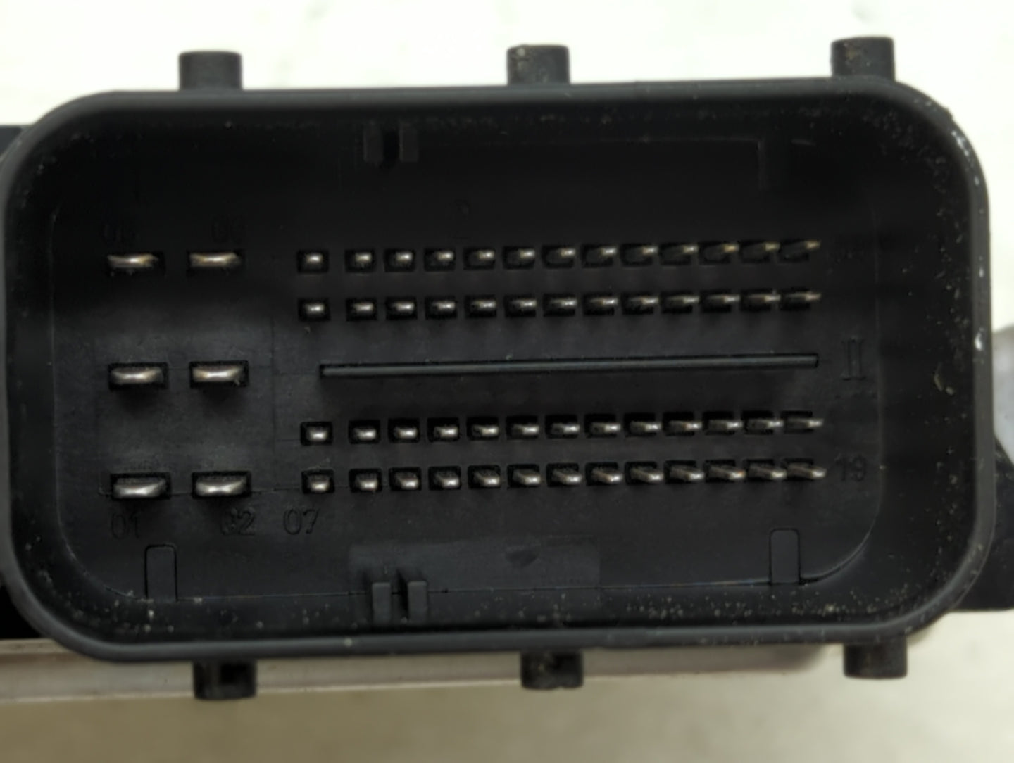 2013-2018 Ford Focus PCM Engine Control Computer ECU ECM PCU OEM P/N:FM5A-12A650-ADB EM5A-12A650-ACB Fits OEM Used Auto Part