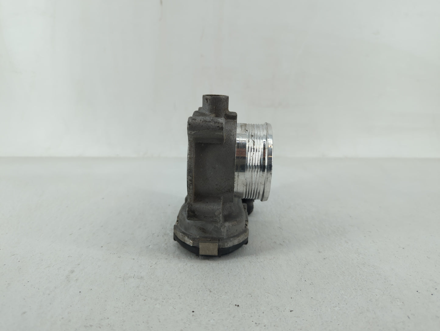 2014-2018 Ford Focus Throttle Body P/N:DS7E-9F991-BD DS7E-9F991-BB Fits Fits 2014 2015 2016 2017 2018 2019 2020 2021 2022 OE